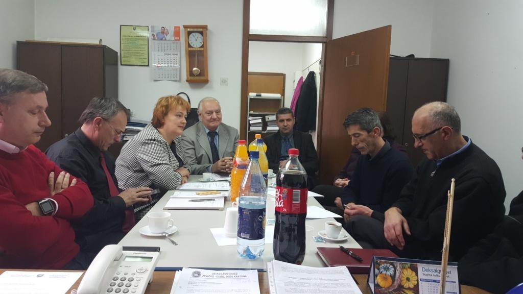 U prostorijama KU CZ ZDK održan je sastanak direktora KU CZ ZDK Džavida Aličića sa pomoćnicima načelnika/gradonačelnika  za CZ iz općina/grada  ZDK.