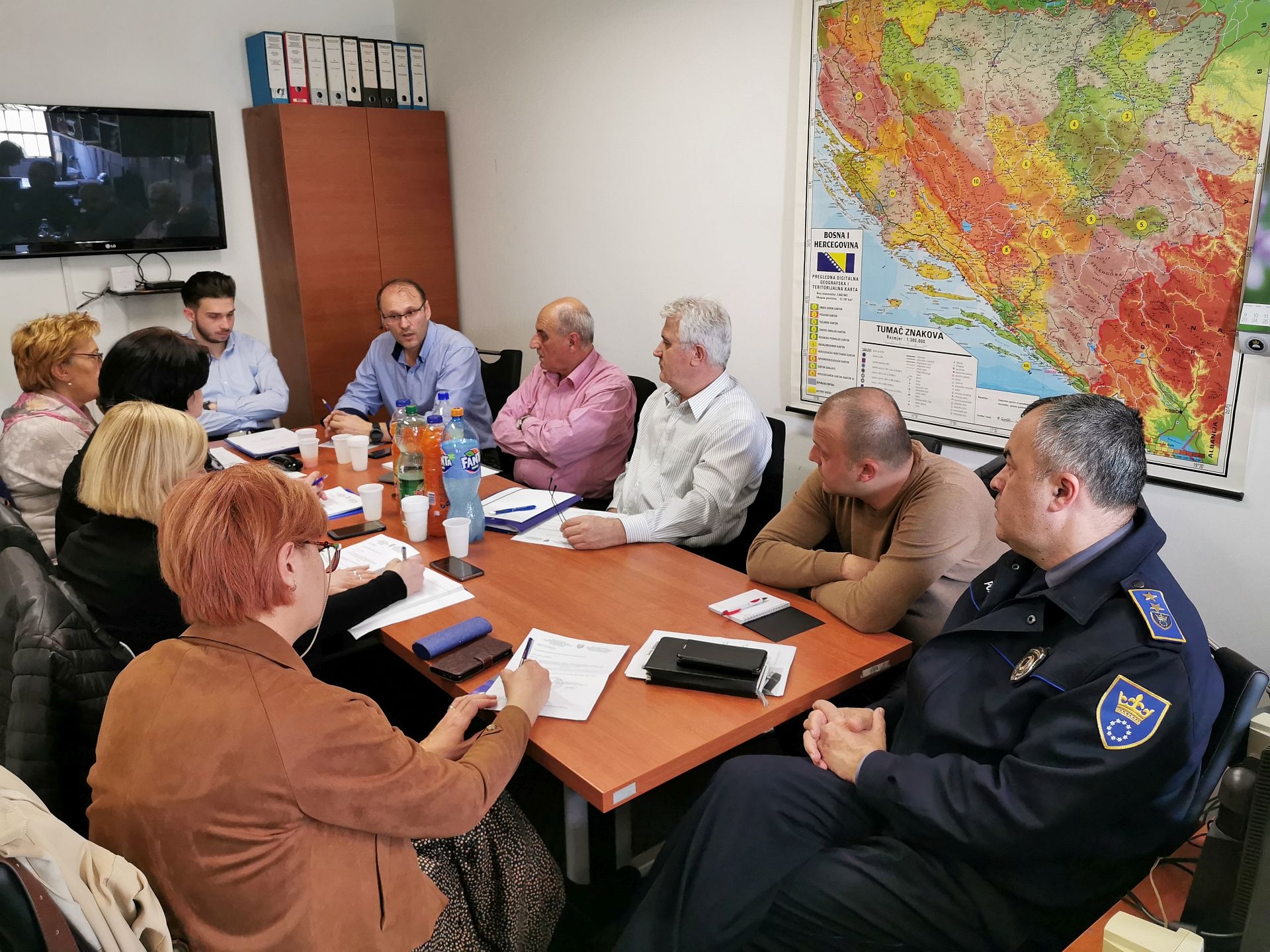 AKTIVIRAN KANTONALNI ŠTAB CIVILNE ZAŠTITE: POSTAVLJENI ŠATORI ZA TRIJAŽU U DOMU ZDRAVLJA ŽEPČE