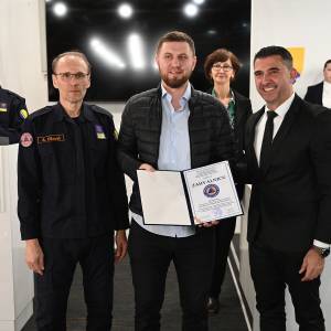 kscz-09-03-11_original