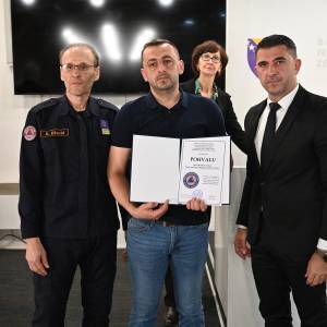 kscz-09-03-7_original